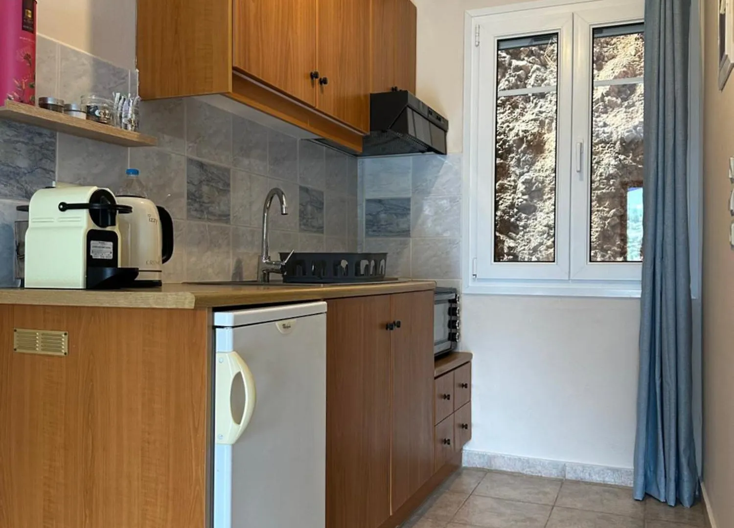 Assos Blue House Apartment Asos