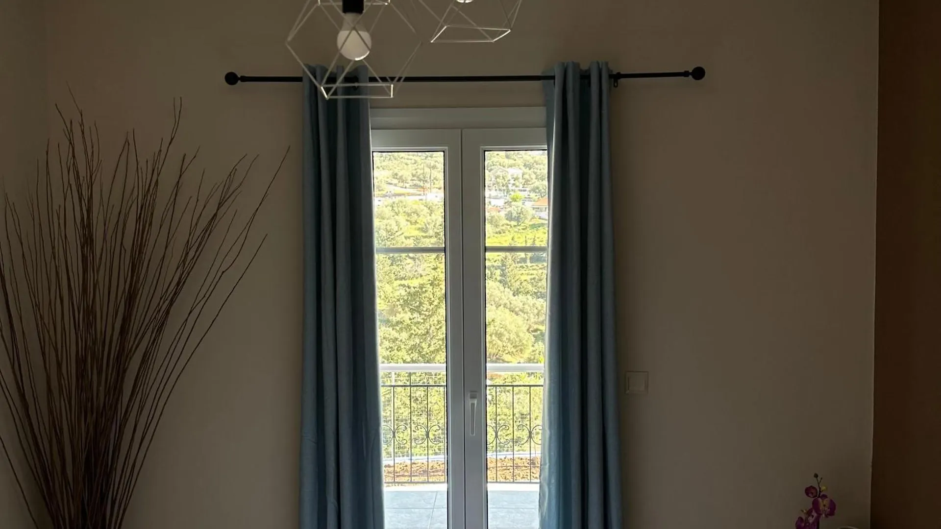 Assos Blue House Apartment Asos